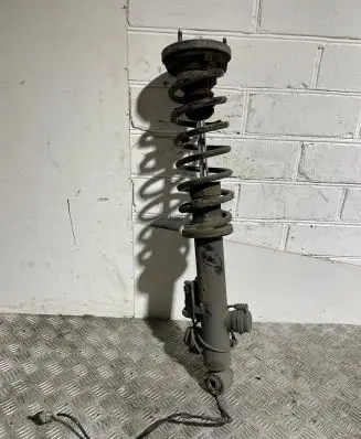 BMW 7 F01 F02 F03 F04 Rear shock absorber with coil spring 6776139 A1101090324
