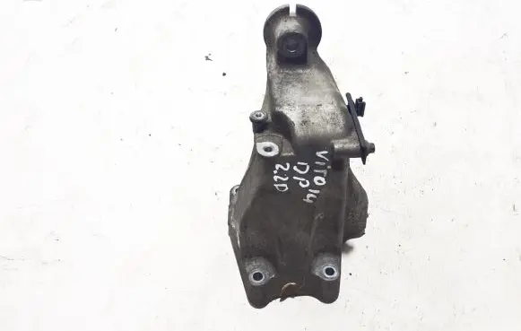 Mercedes-Benz Vito Viano W639 Engine mounting bracket A6512234404