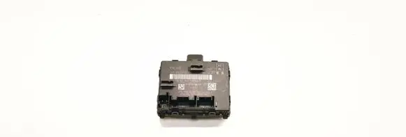 Volkswagen PASSAT B8 Door control unit/module 8W1959595D