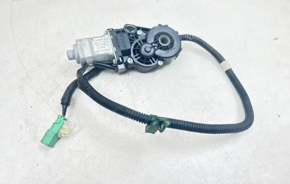 Honda Accord Seat adjustment motor WR12711 21108