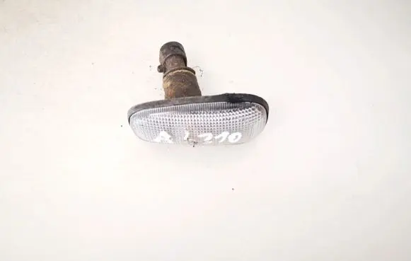 Opel Astra G Front fender indicator light 90560403
