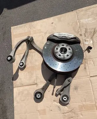 Mercedes-Benz E W213 Front wheel hub spindle knuckle A20513