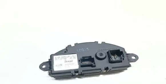 BMW 2 F46 Heater blower motor/fan resistor 9377854 64119377854