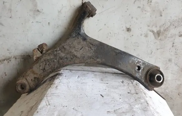 Subaru Legacy Front lower control arm/wishbone