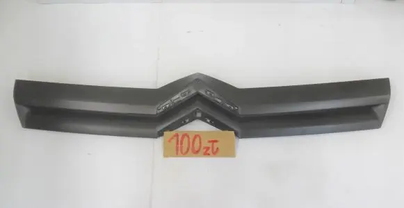 Citroen Jumper Front bumper upper radiator grill 1308069070