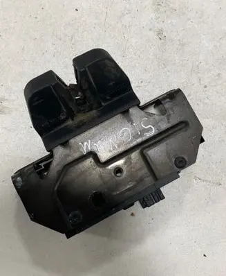 Tailgate/trunk/boot lock/catch/latch