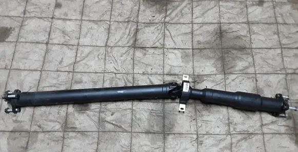 BMW 4 F32 F33 Rear driveshaft/prop shaft 8642909