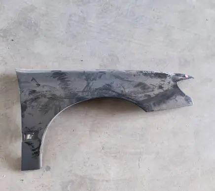 Peugeot 406 Fender