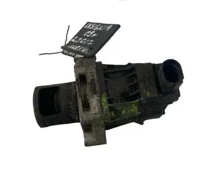 Opel Insignia A EGR valve 55566052