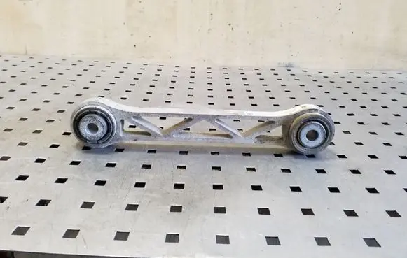 Tesla Model S Rear control arm 104396400C