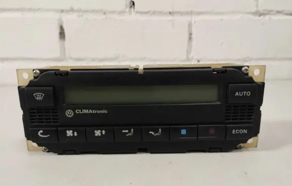 Volkswagen Golf IV Climate control unit 3B1907044B 5HB00761710