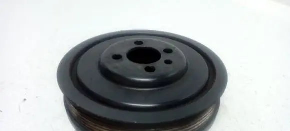 Volkswagen Touran I Crankshaft pulley 03G105243
