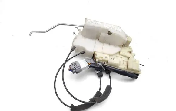 Isuzu D-Max Front door lock 