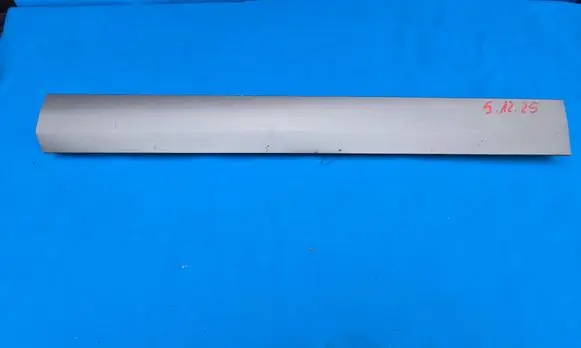 BMW X2 F39 Front door trim (molding) 8069195