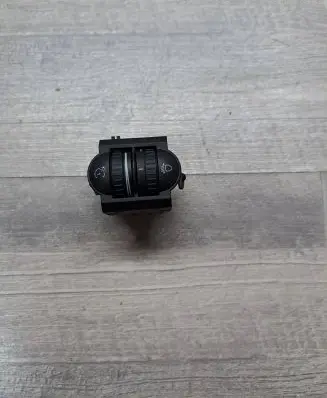 Volkswagen Jetta VI Headlight level height control switch 5C6941333A
