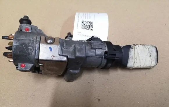 Audi A6 S6 C5 4B Ignition lock 4B0905851
