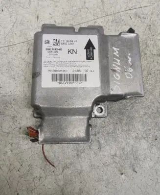 Opel Signum Airbag control unit/module 13186947 330518650