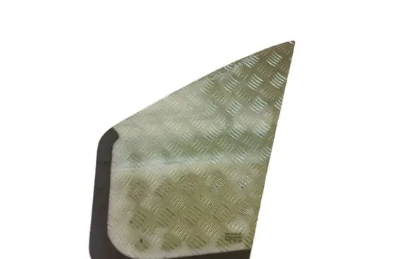Renault Trafic III (X82) Front door vent window glass four-door DOT618M321AS2 43R01351