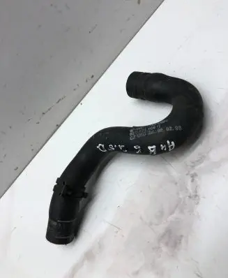 Audi A4 S4 B6 8E 8H Engine coolant pipe/hose 8L0121109H