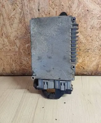 Chrysler Voyager Engine control unit/module P04727231AJ 7231AJ