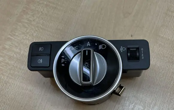 Mercedes-Benz C W204 Light switch A2049058002 10022410