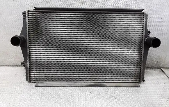 Volvo V70 Intercooler radiator