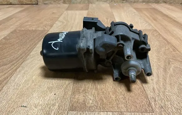 Mini One - Cooper R50 - 53 Wiper motor 