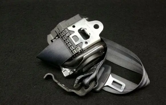Audi A8 S8 D3 4E Rear seatbelt 4E0857806B