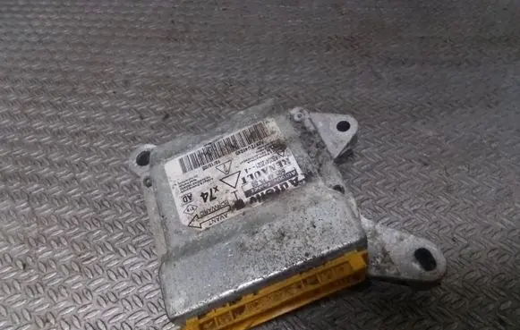 Renault Laguna II Airbag control unit/module 605487500 8200412021
