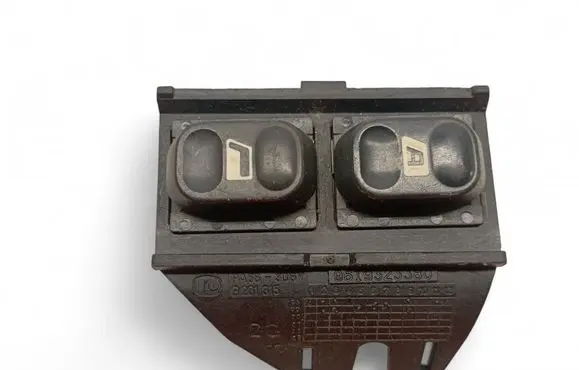 Citroen Xantia Electric window control switch 9619323380