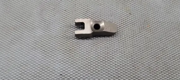 KIA Sportage Fuel Injector clamp holder 