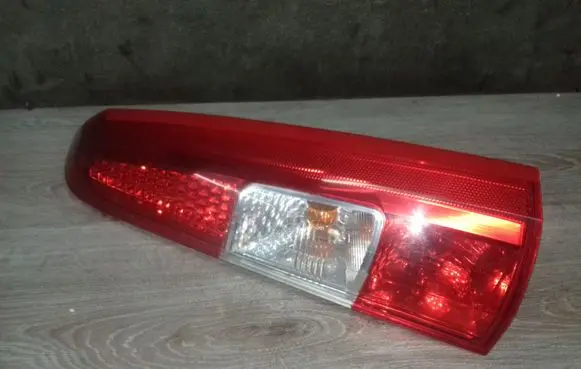 Volvo V70 Rear/tail lights 160986