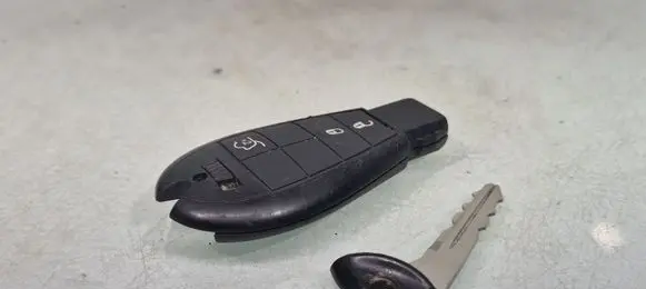 Jeep Grand Cherokee (WJ) Ignition key/card 