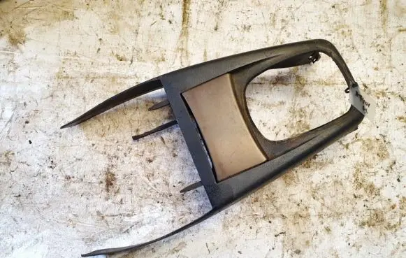 Volkswagen PASSAT B5.5 Other interior part 30830010bt