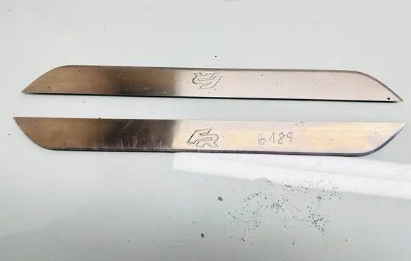 Seat Leon (5F) sill trim set (inner)