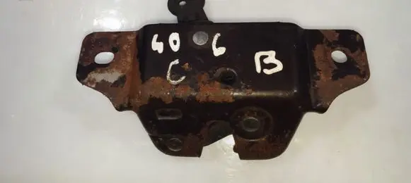 Peugeot 406 Tailgate/trunk/boot lock/catch/latch
