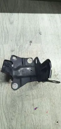 Renault Laguna III Fender mounting bracket 400019D