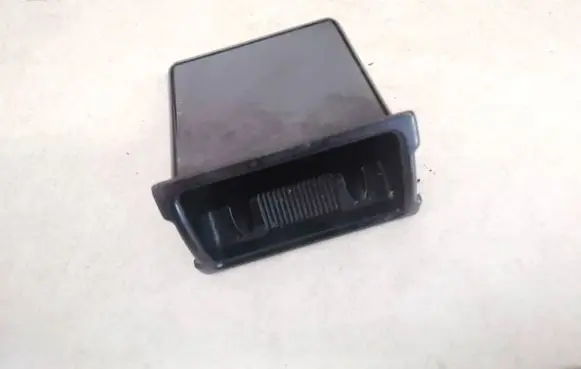 Toyota Avensis T250 Car ashtray bourbon8612