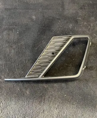 Seat Ibiza V (KJ) Front fog light trim/grill 6F0853666A