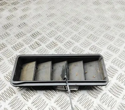 Land Rover Range Rover Sport L461 Quarter panel pressure vent GX63280B62AA