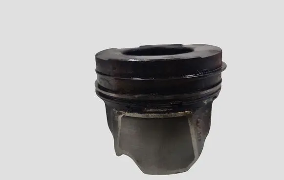 Opel Astra K Piston
