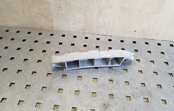 Ford Focus Front bumper mounting bracket BM5117D959