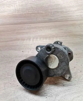 Mercedes-Benz E W212 Timing belt tensioner A6512001370