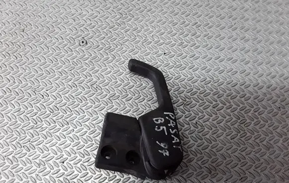 Engine bonnet (hood) release handle
