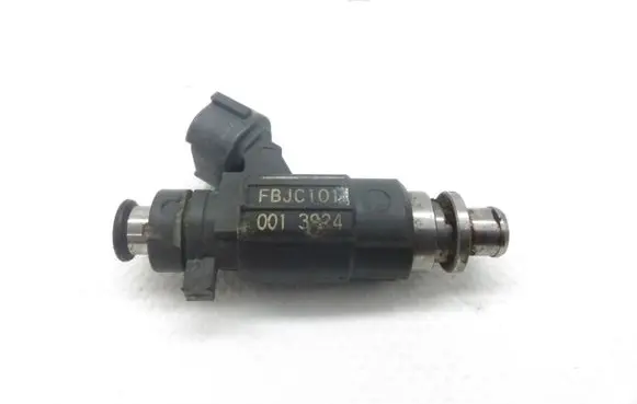 Subaru Legacy Fuel injector FBJC101 0013915