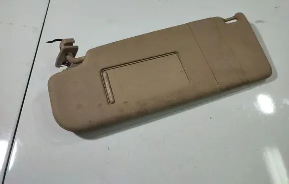 Volkswagen PASSAT B6 Sun visor 