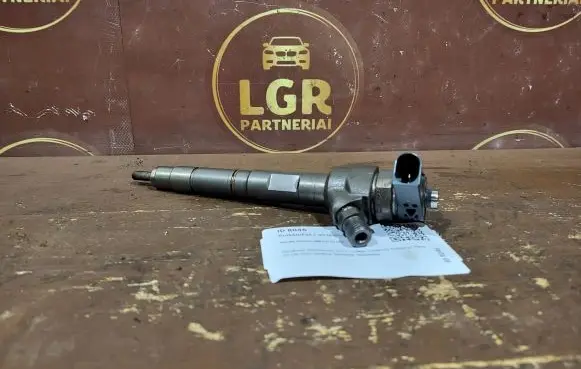 Skoda Octavia Mk2 (1Z) Fuel injector 03L130277J