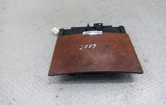 Volkswagen Touareg I Ashtray (front) 7L6857961B