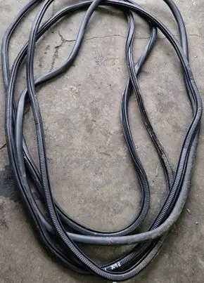 Peugeot 408 P54 Front door rubber seal