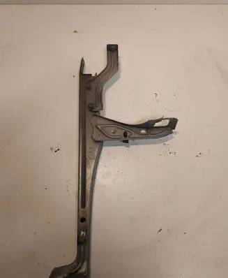 Radiator support slam panel bracket
